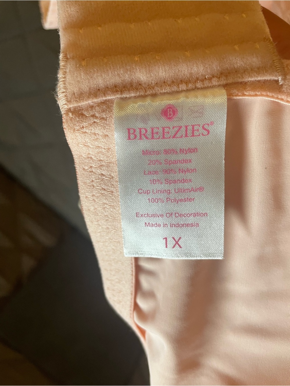 Breezies set of 3 comfort wireless bras, peach, ivory and beige size 1x. - Picture 5 of 10